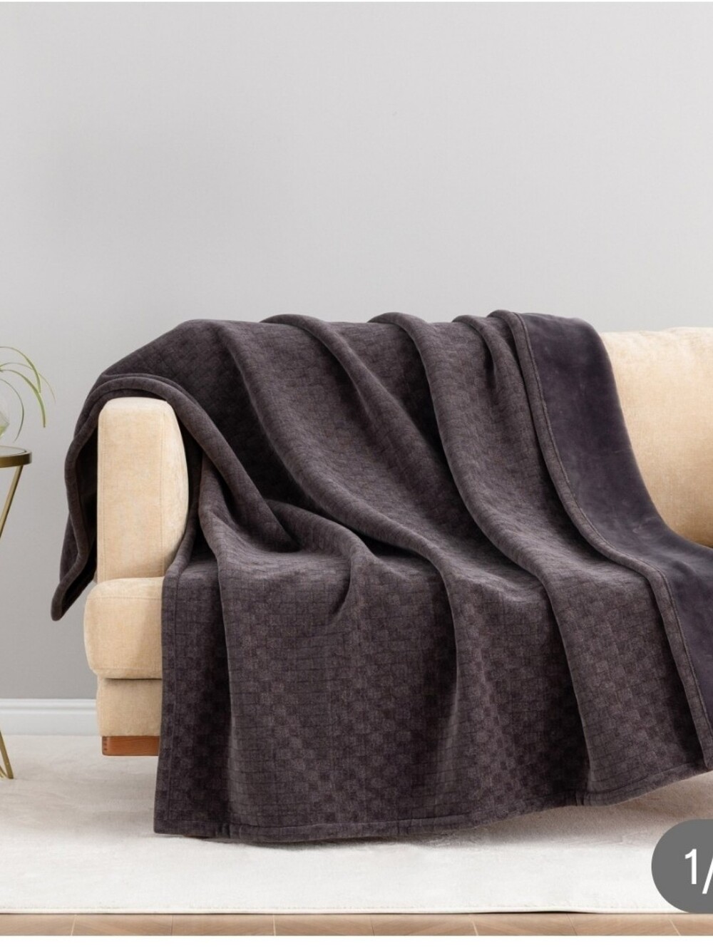 (6) Berkshire Chenille Plush Knit Throw